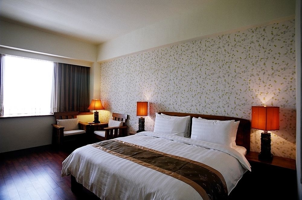 Yentai Hotel Magong Exterior photo