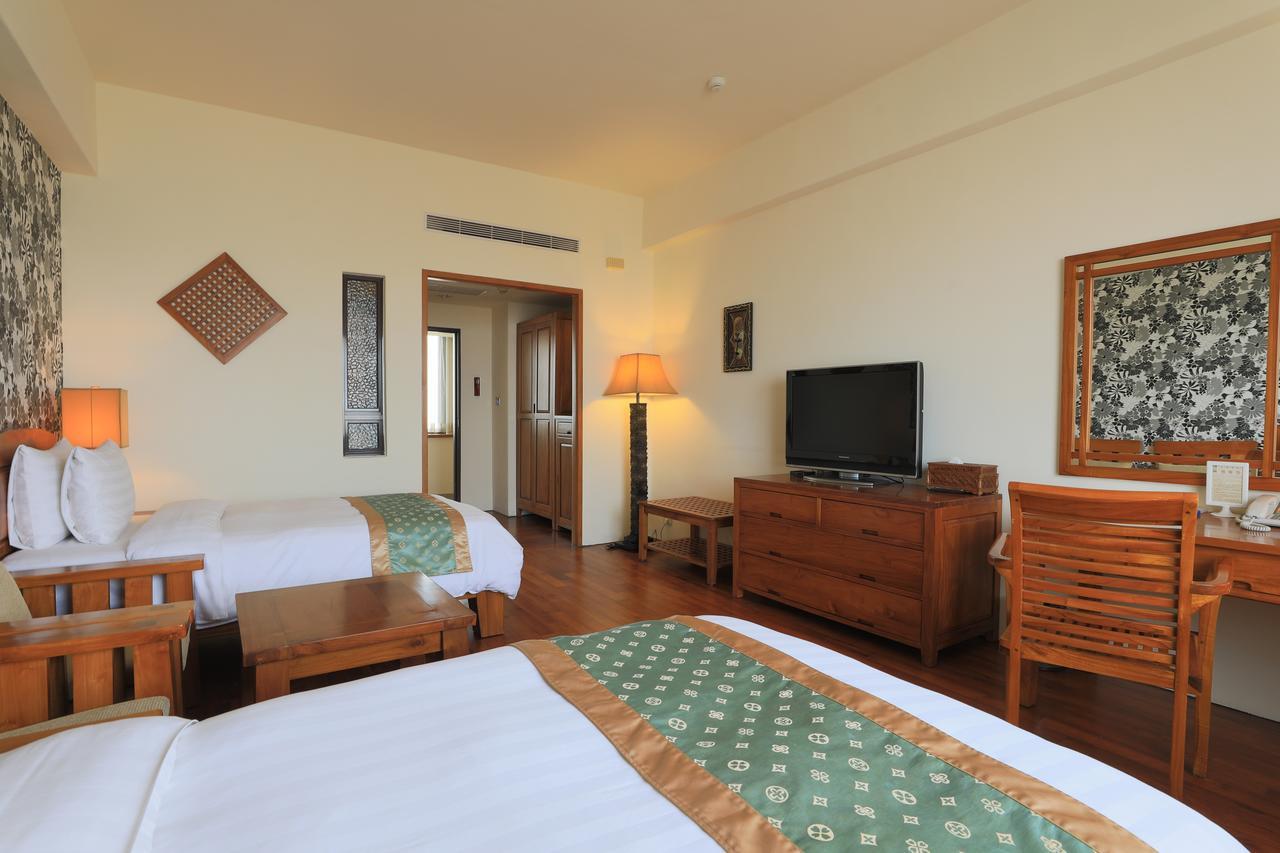 Yentai Hotel Magong Exterior photo