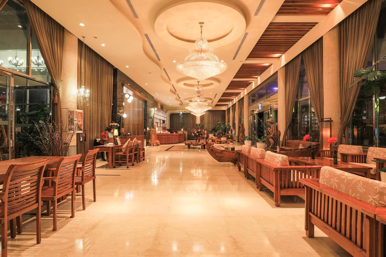 Yentai Hotel Magong Exterior photo
