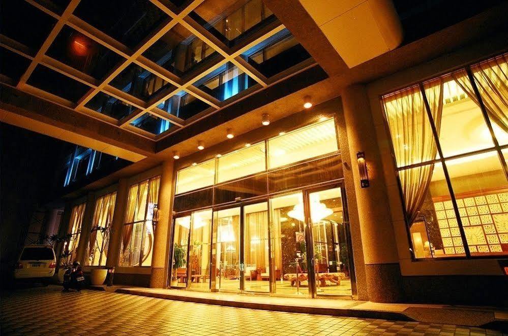 Yentai Hotel Magong Exterior photo